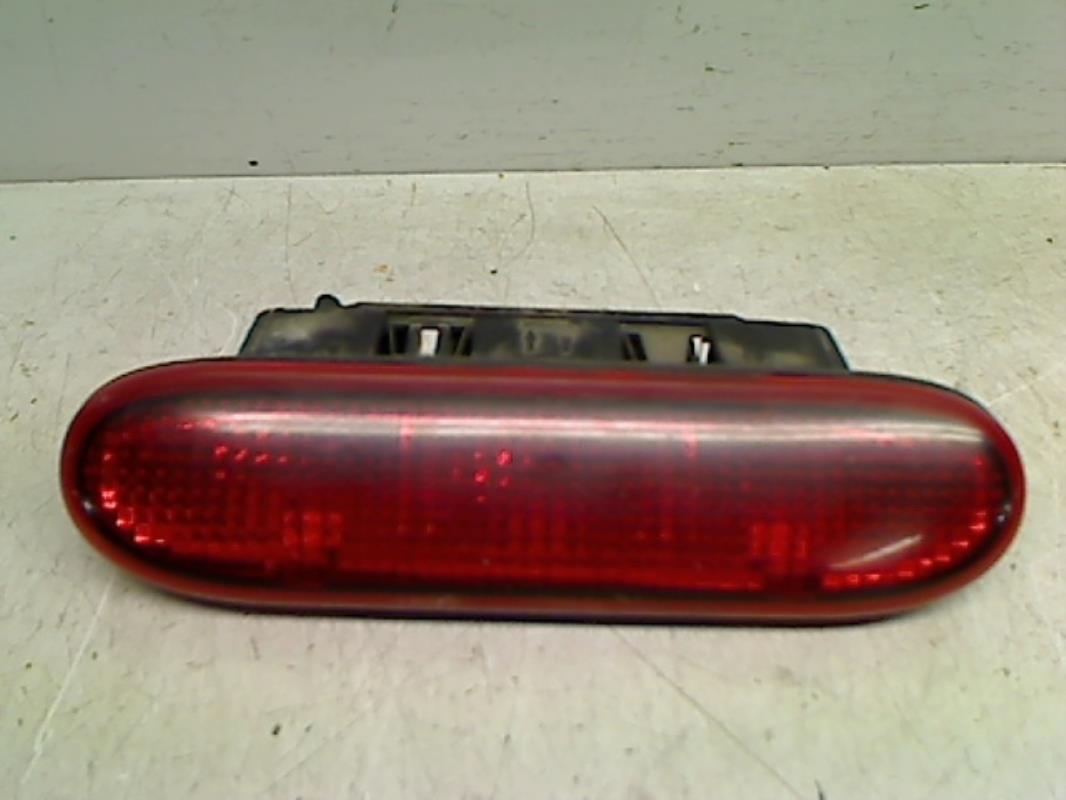 Feu arriere stop central RENAULT CLIO 1 PHASE 3 Diesel - 1
