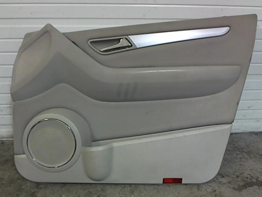 Image Interieur complet - MERCEDES CLASSE B 245
