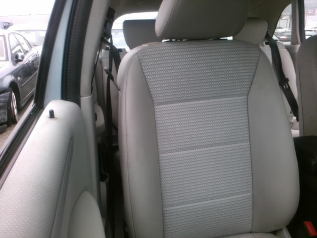 Image Interieur complet - MERCEDES CLASSE B 245
