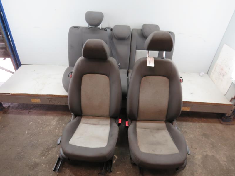 Interieur complet SEAT IBIZA 4 PHASE 1 COUPE Diesel - 1