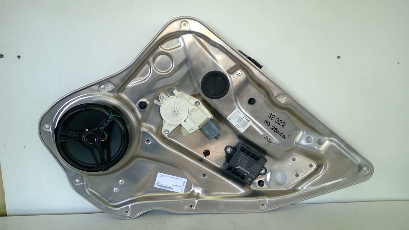 Alzacristalli elettrico posteriore destro MERCEDES CLASSE C 204 PHASE 1 Diésel - 1