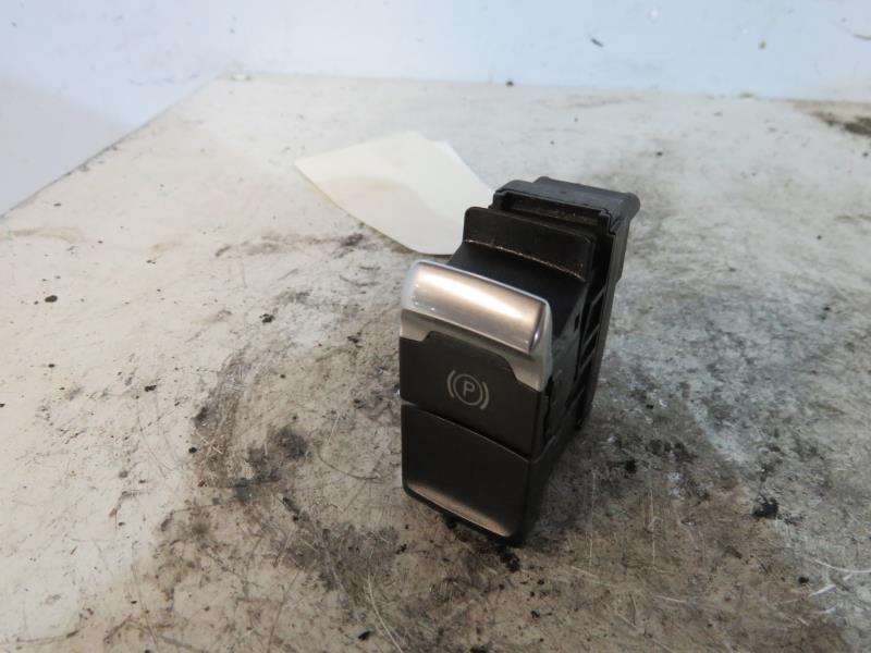 Poignee electrique frein a main AUDI A4 3 PHASE 1 Diesel - 1