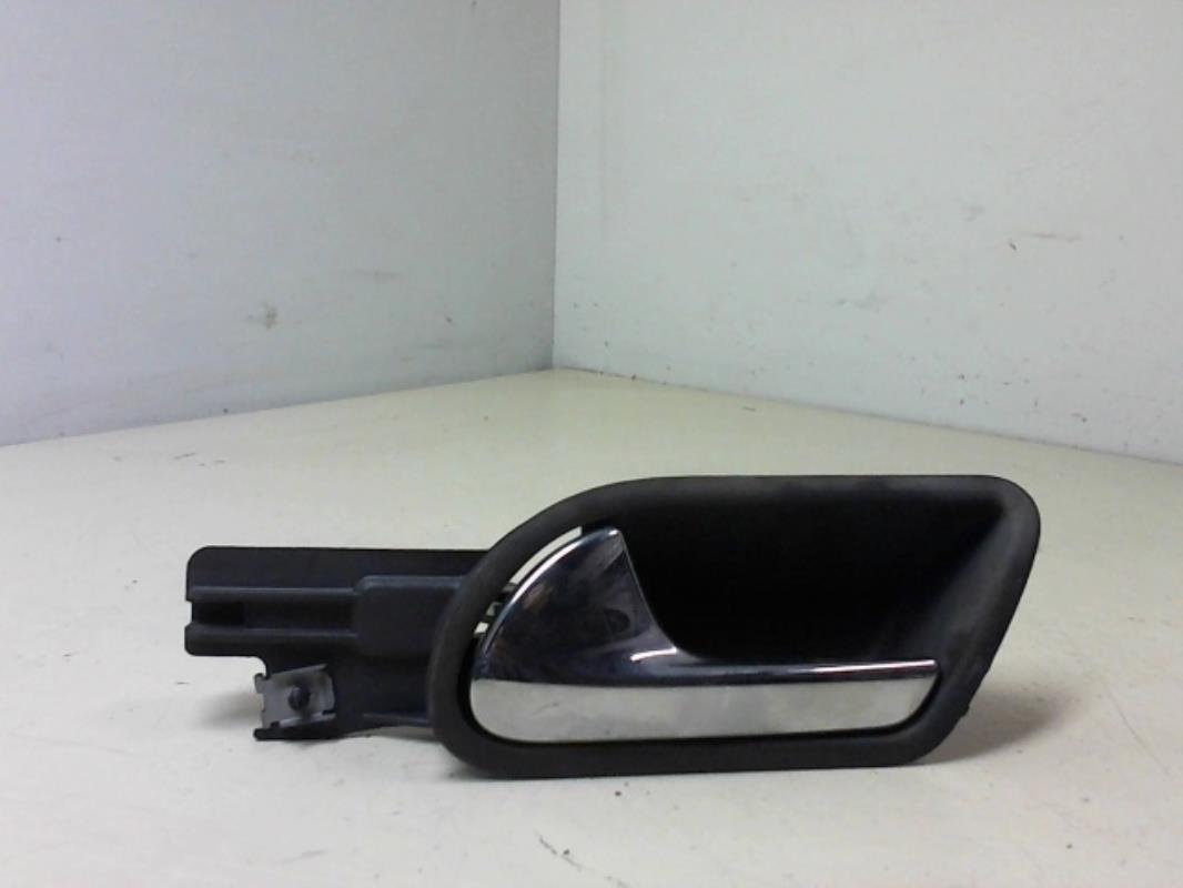 Maniglia interna posteriore sinistra VOLKSWAGEN GOLF 5 Diésel - 1