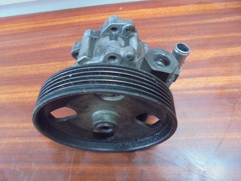 Pompe de direction CITROEN C8 Diesel - 1