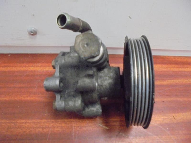 Pompe de direction VOLKSWAGEN PASSAT 4 PHASE 1 Diesel - 1