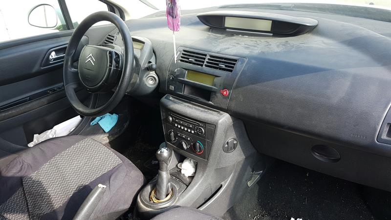 Image Feu arriere principal gauche (feux) - CITROEN C4 1