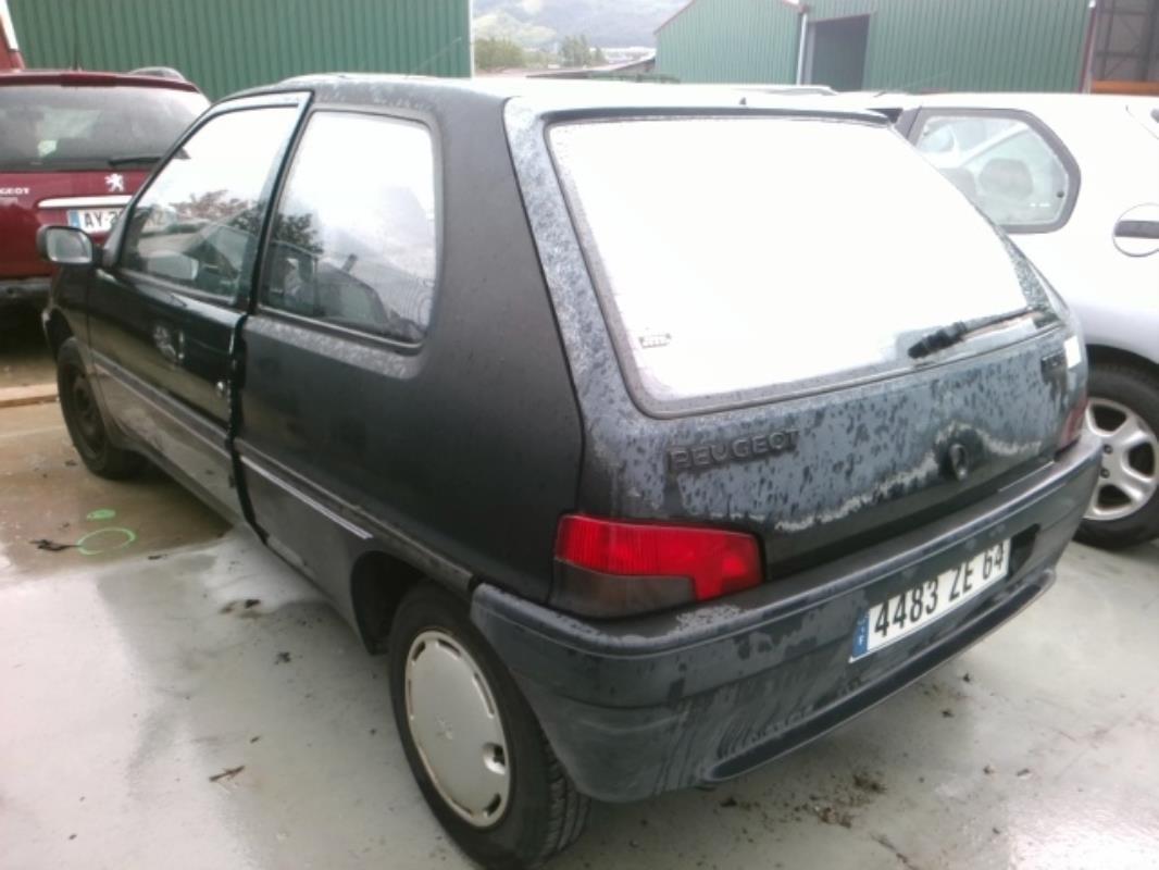 Image Feu arriere principal droit (feux) - PEUGEOT 106