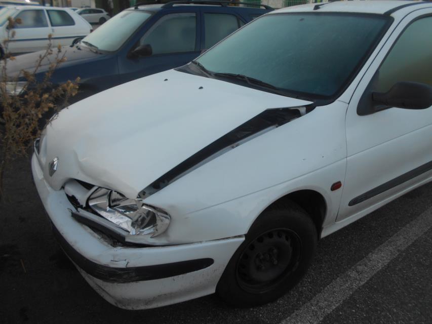 Bouton de warning RENAULT MEGANE 1 PHASE 1 Diesel - 1