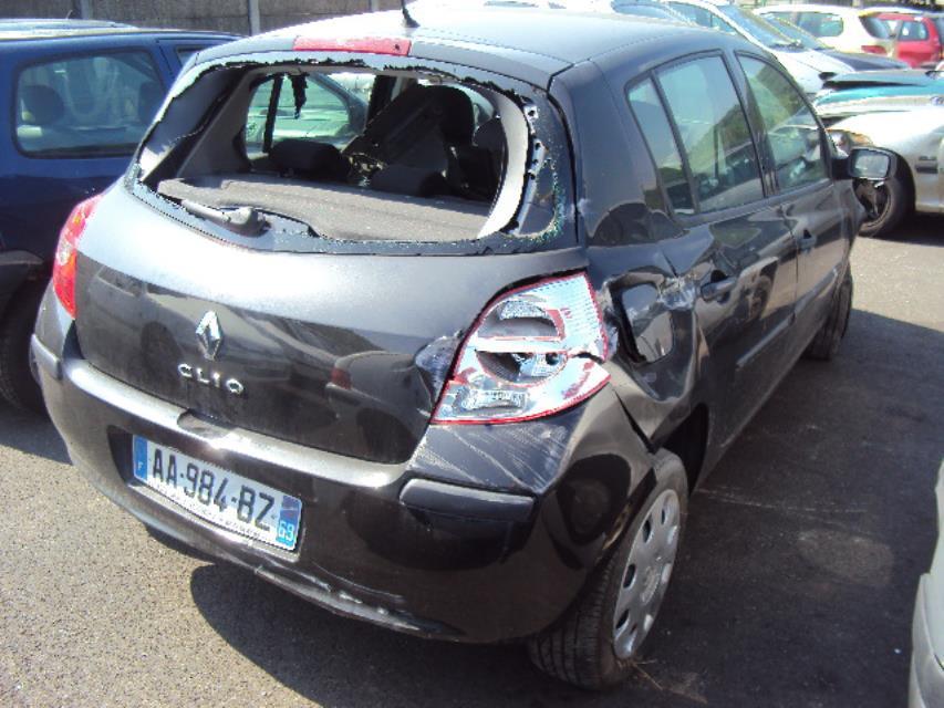 Bouton de warning RENAULT CLIO 3 PHASE 2 Diesel - 1