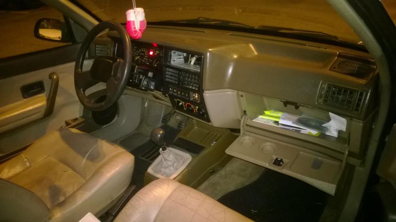Image Feu arriere principal droit (feux) - RENAULT R19