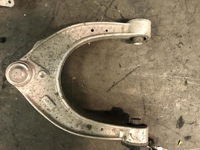 Braccio sospensione anteriore destro superiore BMW SERIE 5 F11 TOURING PHASE 1 BREAK Diésel - 1