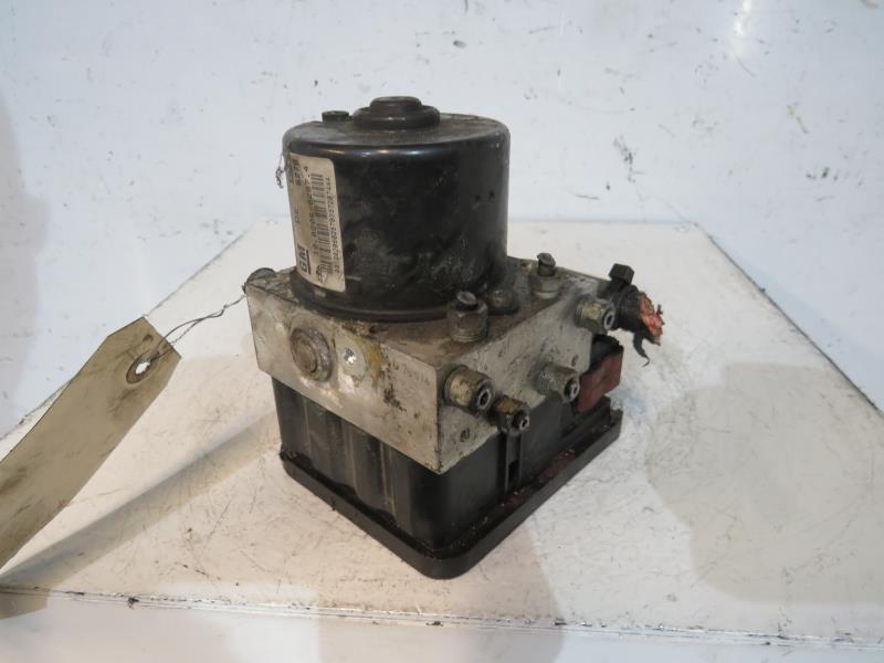 Blocco ABS (antibloccaggio freni) OPEL ZAFIRA B PHASE 1 Diésel - 1