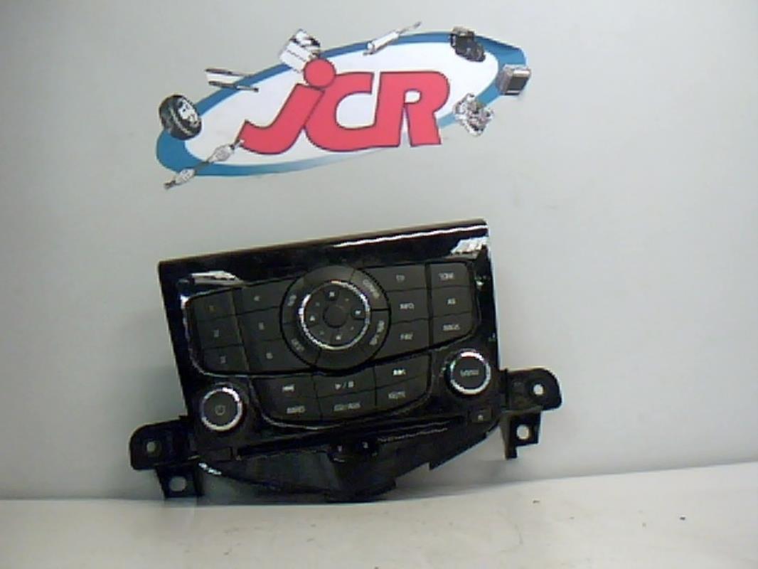 Commande autoradio CHEVROLET CRUZE PHASE 1 Diesel - 1