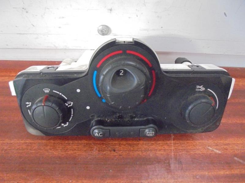 Commande chauffage RENAULT CLIO 3 PHASE 1 Diesel - 1