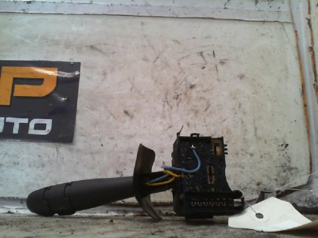 Commande de phare RENAULT CLIO 2 PHASE 2 Diesel - 1