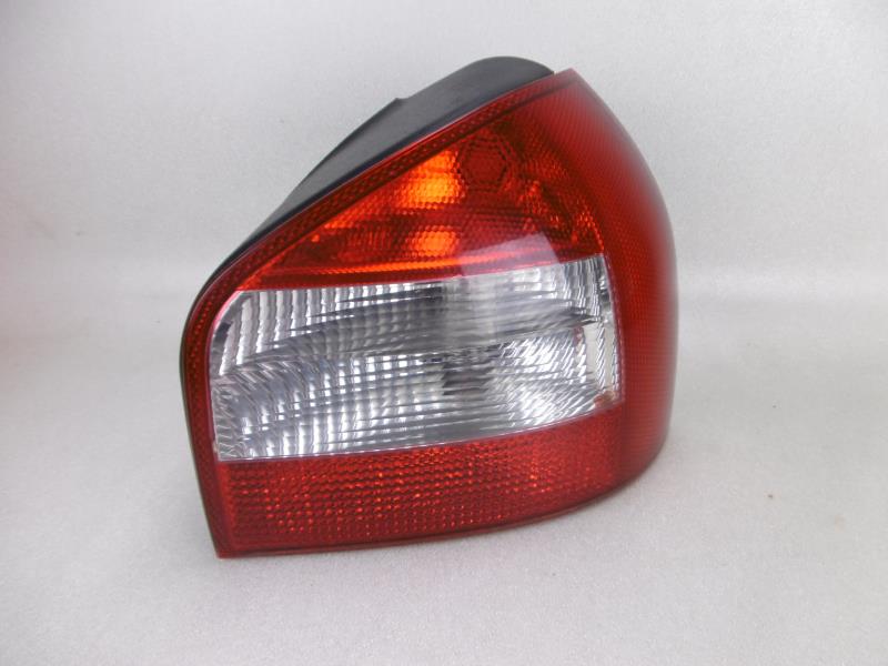 Fanale posteriore principale destro (luci) AUDI A3 1  - 1