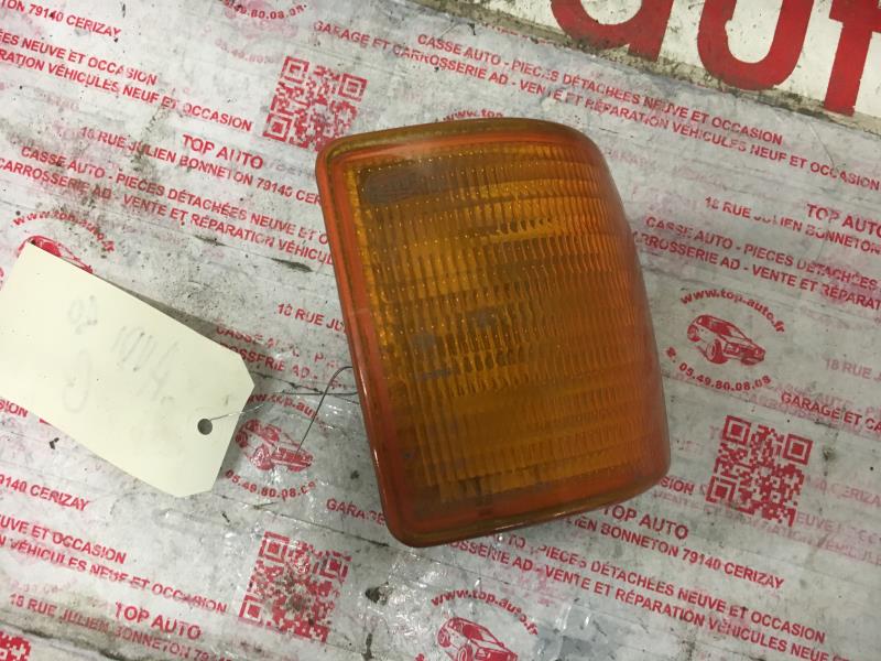Gruppo ottico anteriore secondario sinistro (luci)(freccia) AUDI 80 1  - 1