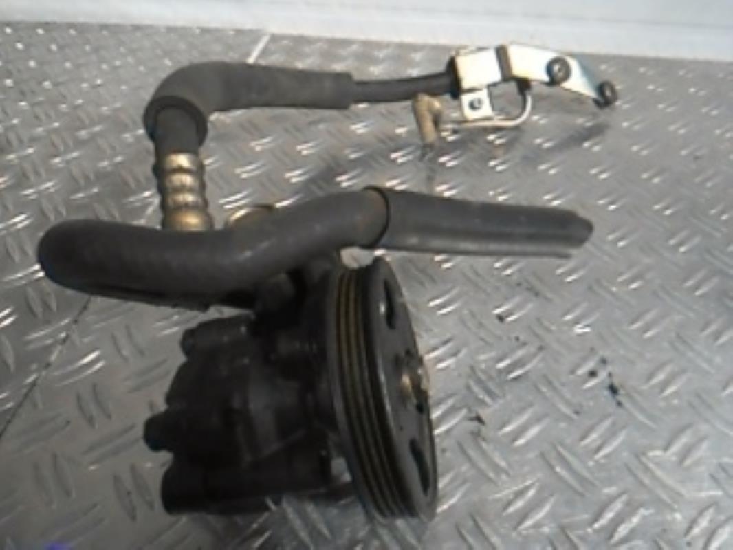 Pompe de direction NISSAN SUNNY 3 Essence - 1