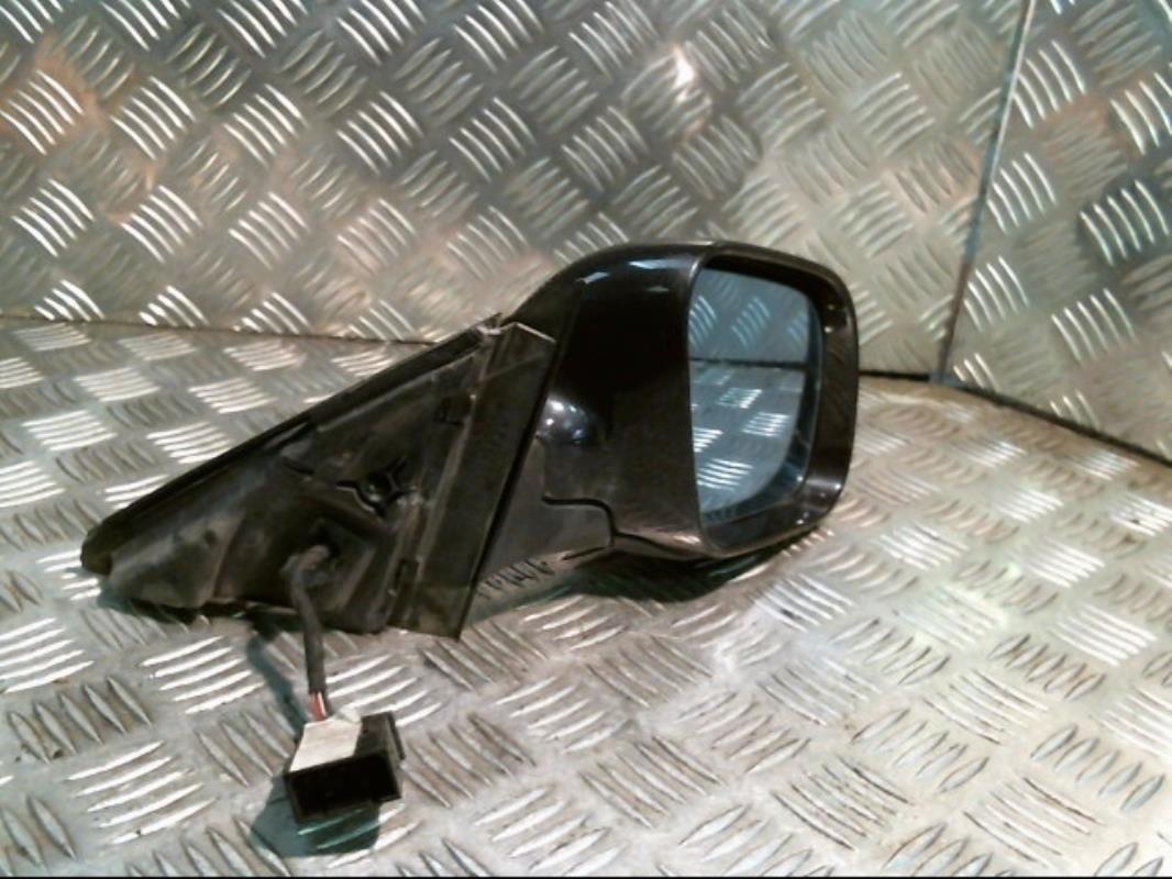 Retrovisor derecho AUDI A4 1 AVANT PHASE 2 BREAK Diésel - 1