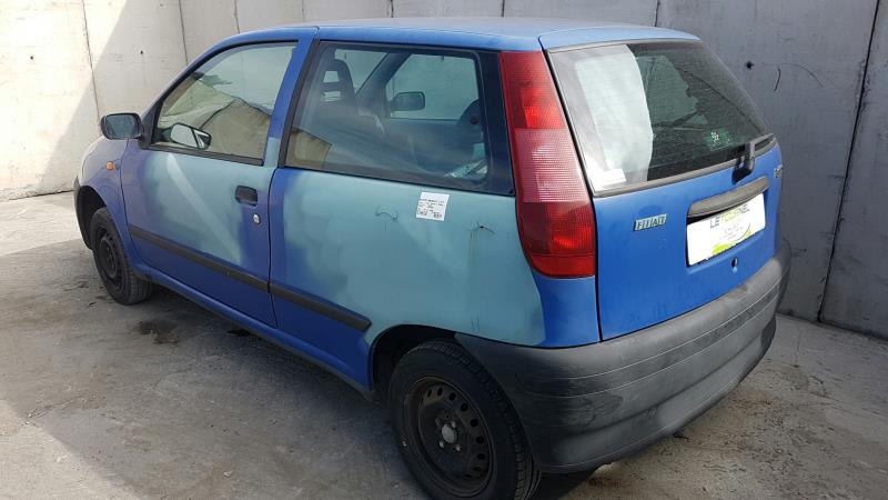 Image Retroviseur droit - FIAT PUNTO 1