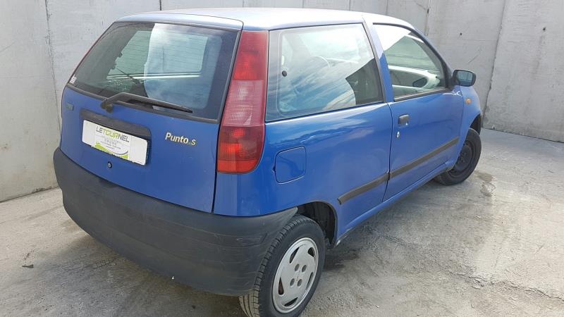 Image Retroviseur droit - FIAT PUNTO 1