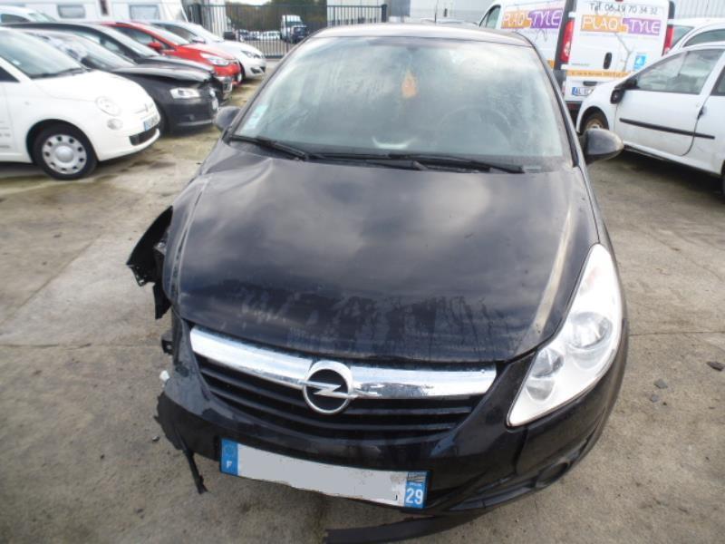 Image Feu arriere principal droit (feux) - OPEL CORSA D