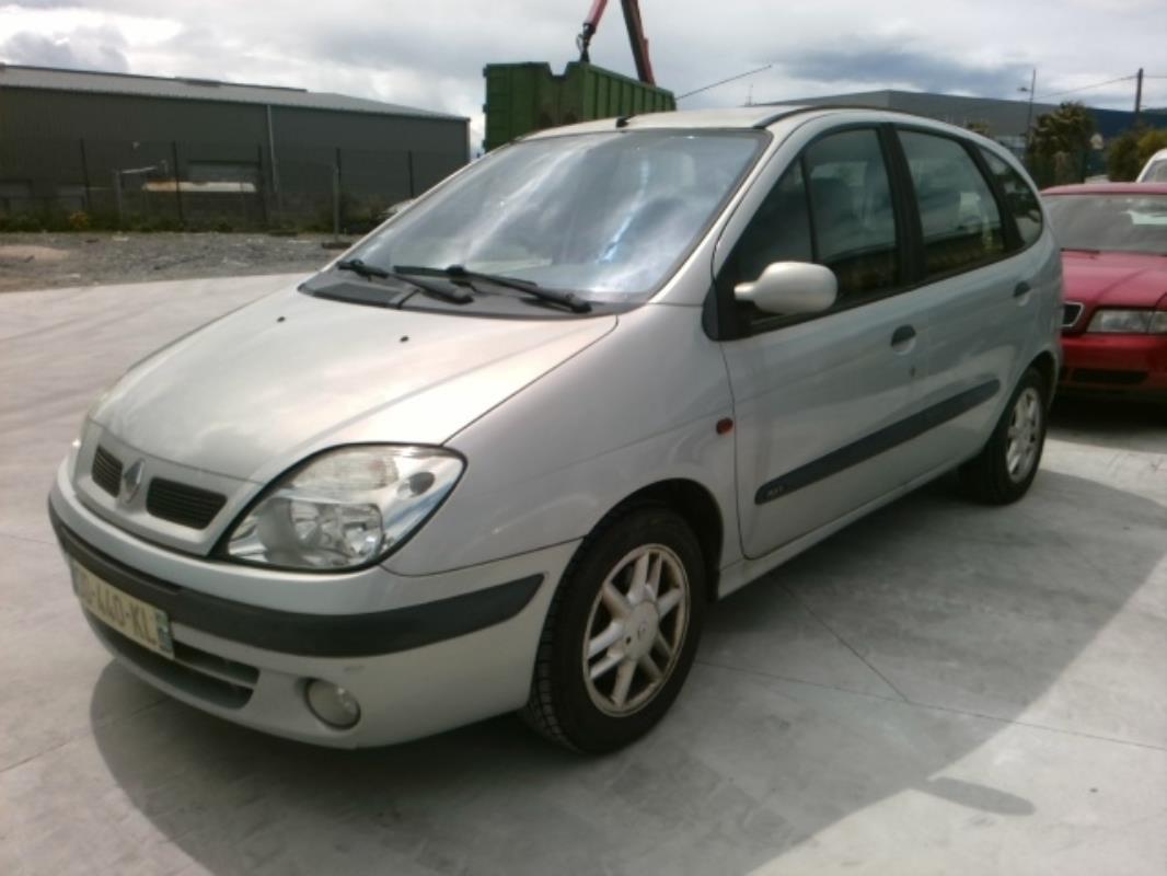Image Culasse - RENAULT SCENIC 1