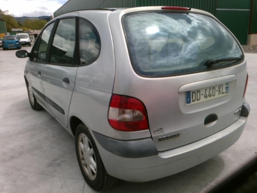 Image Culasse - RENAULT SCENIC 1
