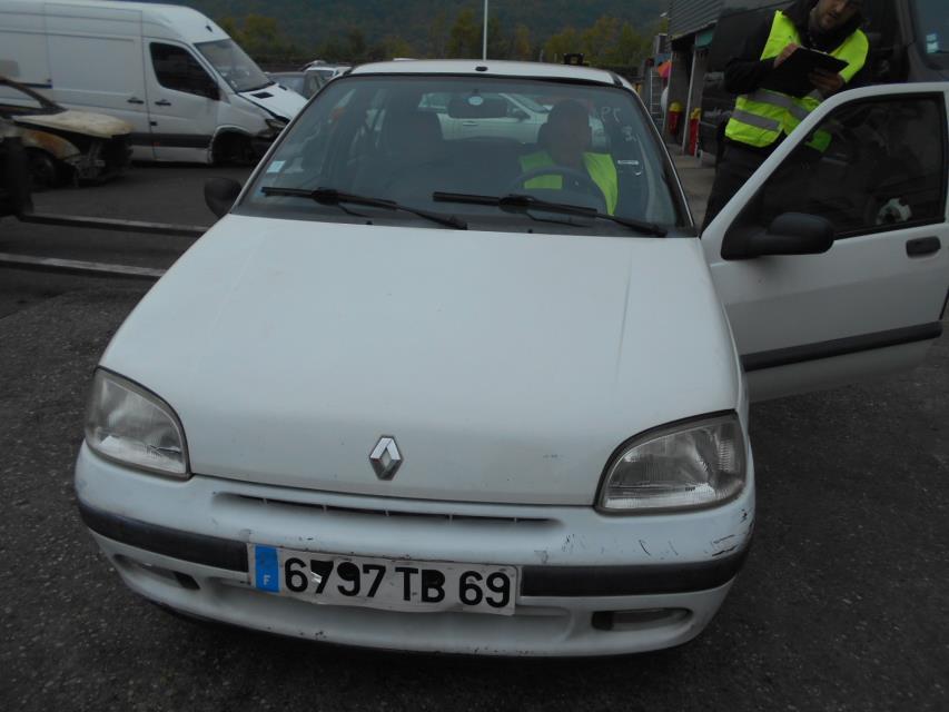 Luce stop centrale RENAULT CLIO 1 PHASE 3 Gasolina - 1