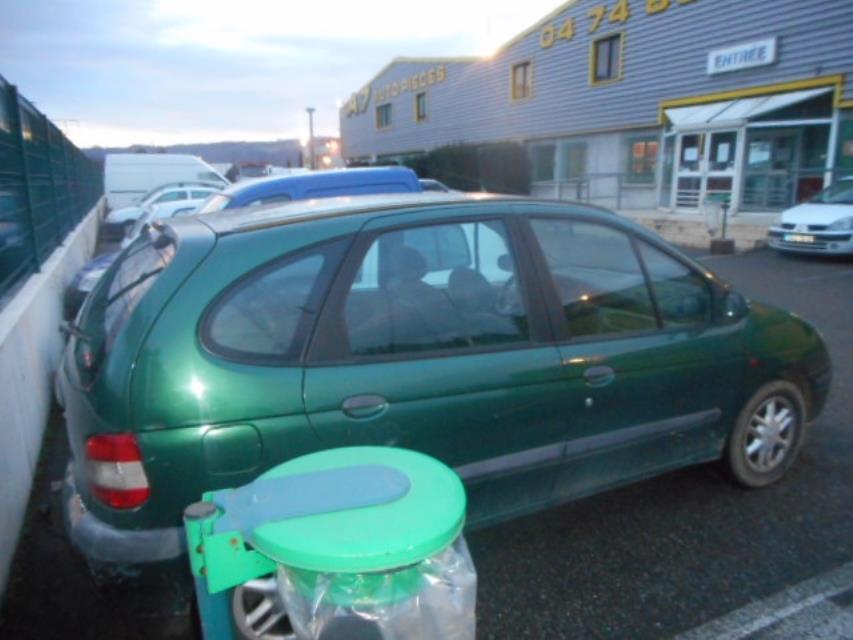 Alzacristalli elettrico posteriore sinistro RENAULT SCENIC 1 PHASE 2 Diésel - 1