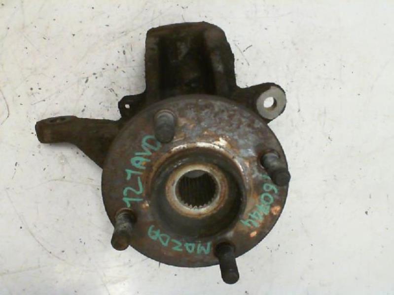 Fusee avant droit MAZDA 121 1 Diesel - 1