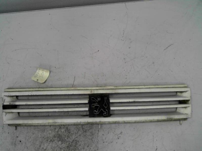 Calandre PEUGEOT 309 PHASE 1 Essence - 1