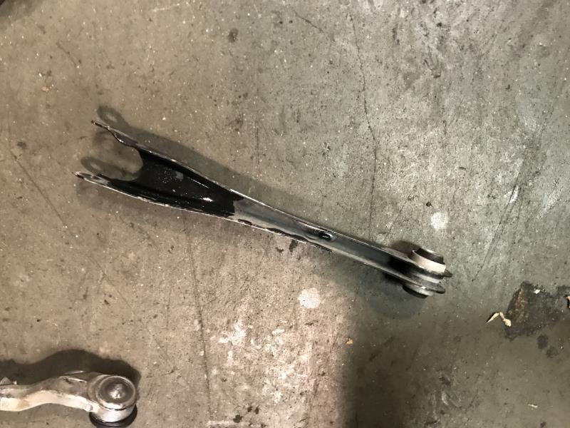 Braccio sospensione posteriore destra BMW SERIE 1 F21 PHASE 1  - 1