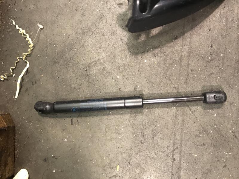 Verin de coffre BMW SERIE 5 E61 TOURING PHASE 1 BREAK  - 1