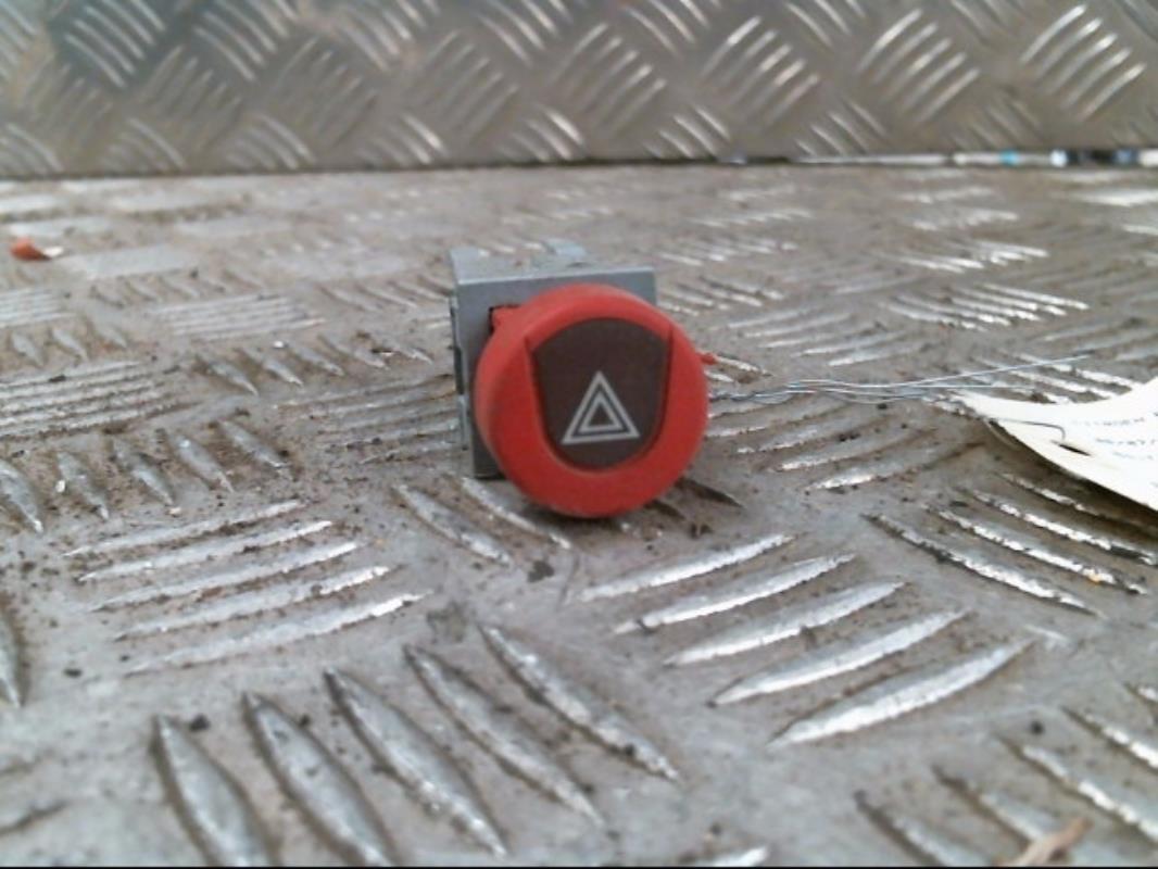 Bouton de warning CITROEN BERLINGO 1 PHASE 1 Diesel - 1