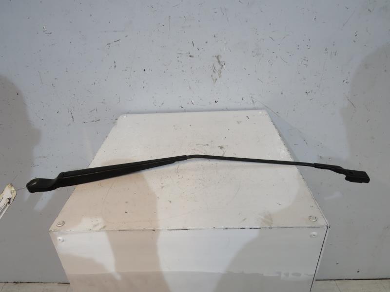 Braccio tergicristallo anteriore destro VOLKSWAGEN POLO 4 PHASE 2 Gasolina - 1