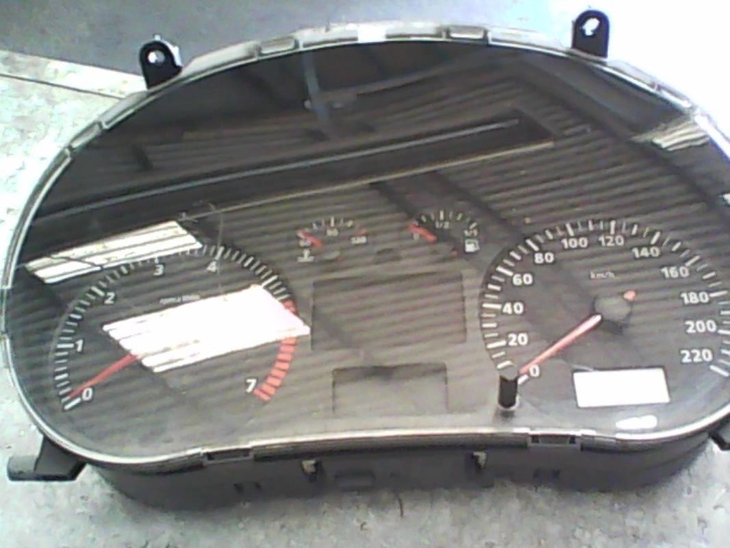 Compteur SEAT IBIZA 2 PHASE 3 Essence - 1