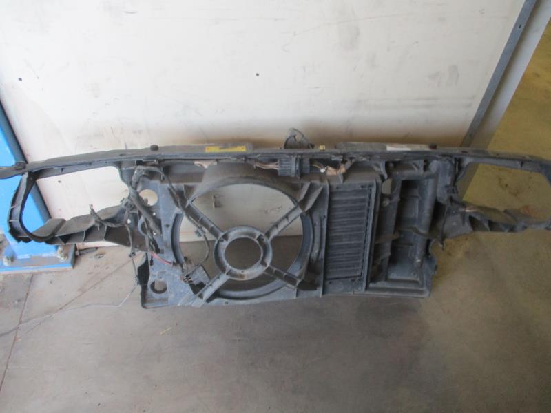 Face avant VOLKSWAGEN GOLF 3 Essence - 1