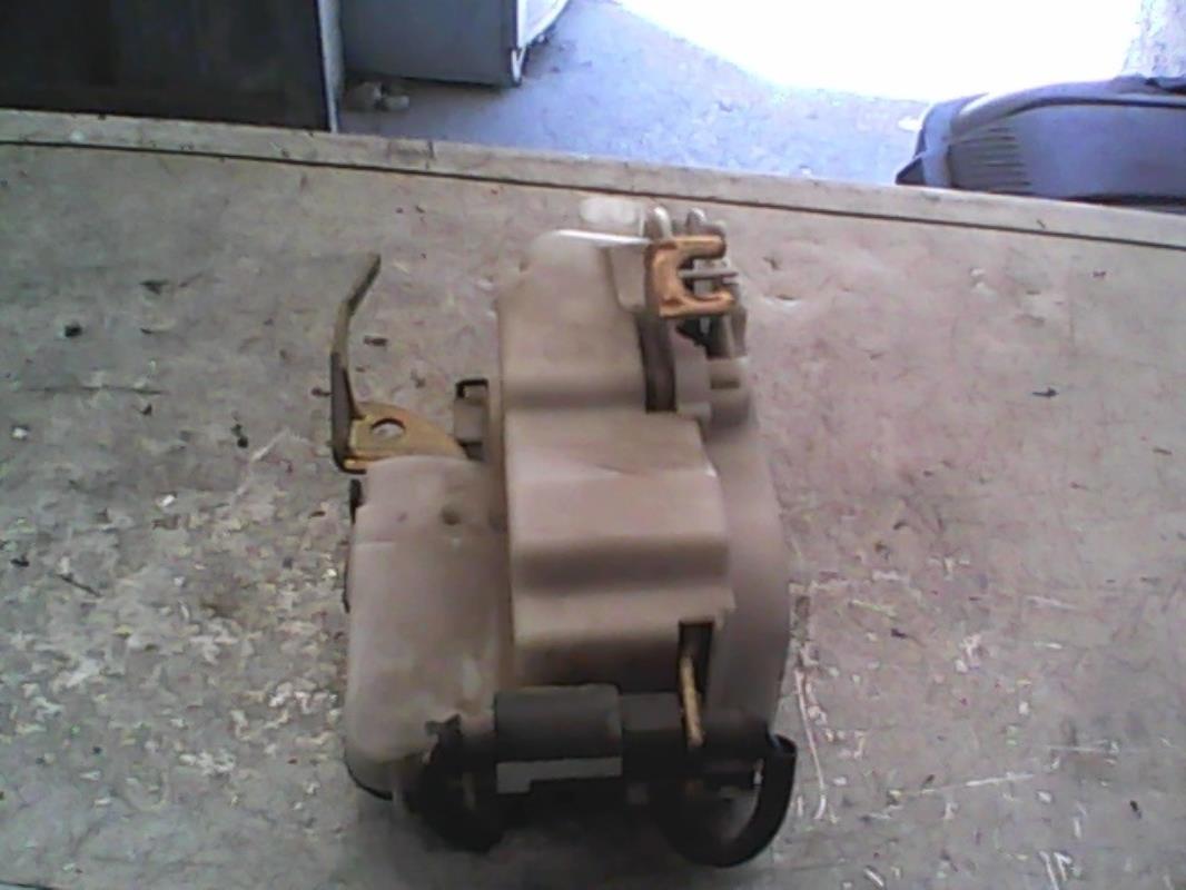 Chiusura centralizzata anteriore destra SEAT IBIZA 2 PHASE 3 Gasolina - 1
