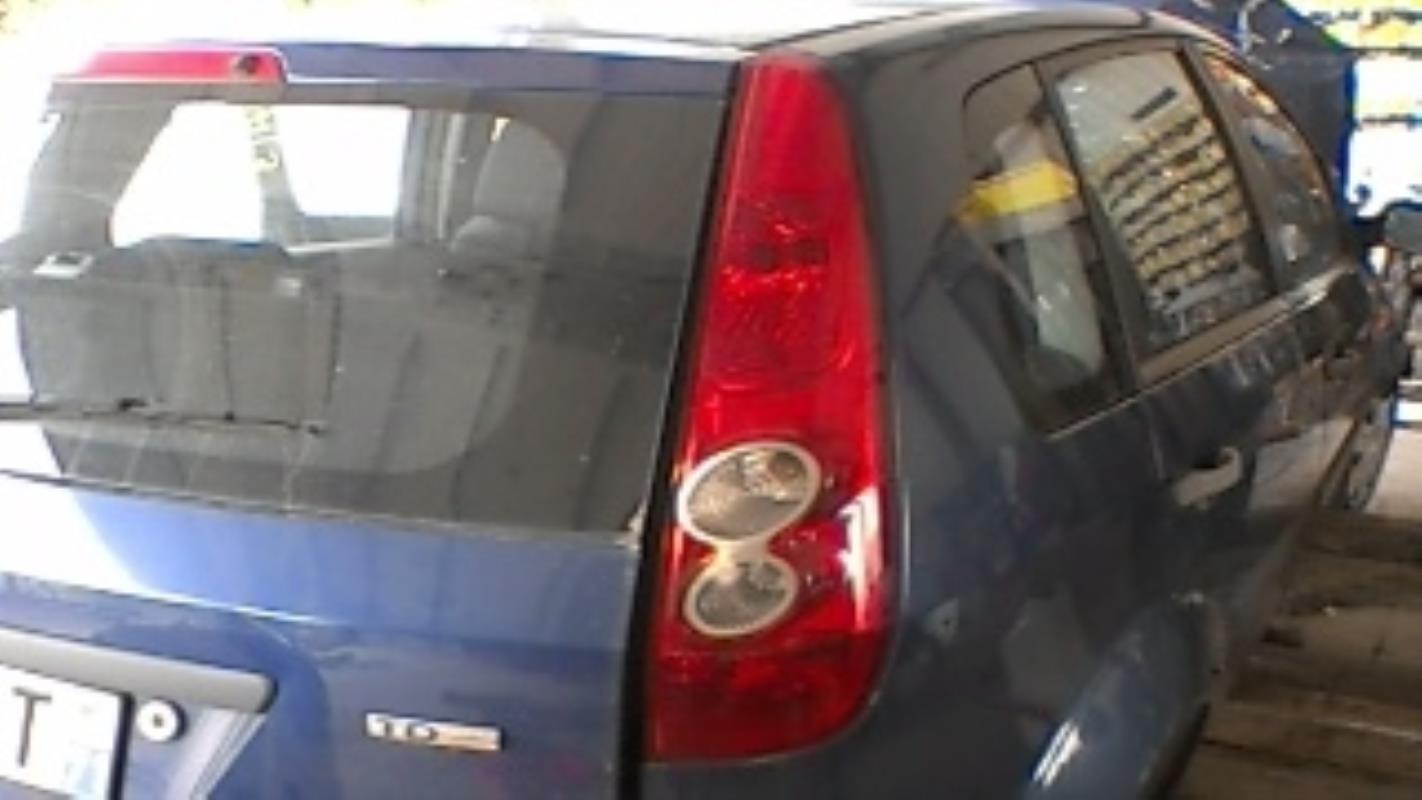 Fanale posteriore principale destro (luci) FORD FIESTA 5 PHASE 2 Diésel - 1