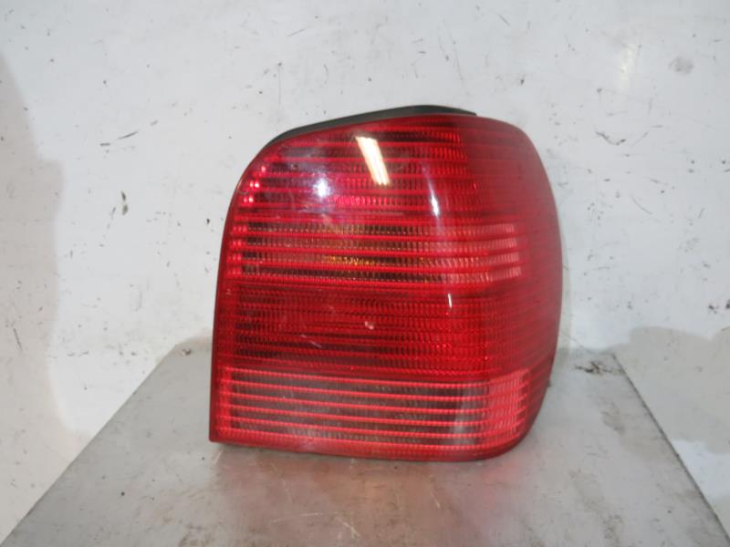 Fanale posteriore principale destro (luci) VOLKSWAGEN POLO 3 PHASE 2 Gasolina - 1