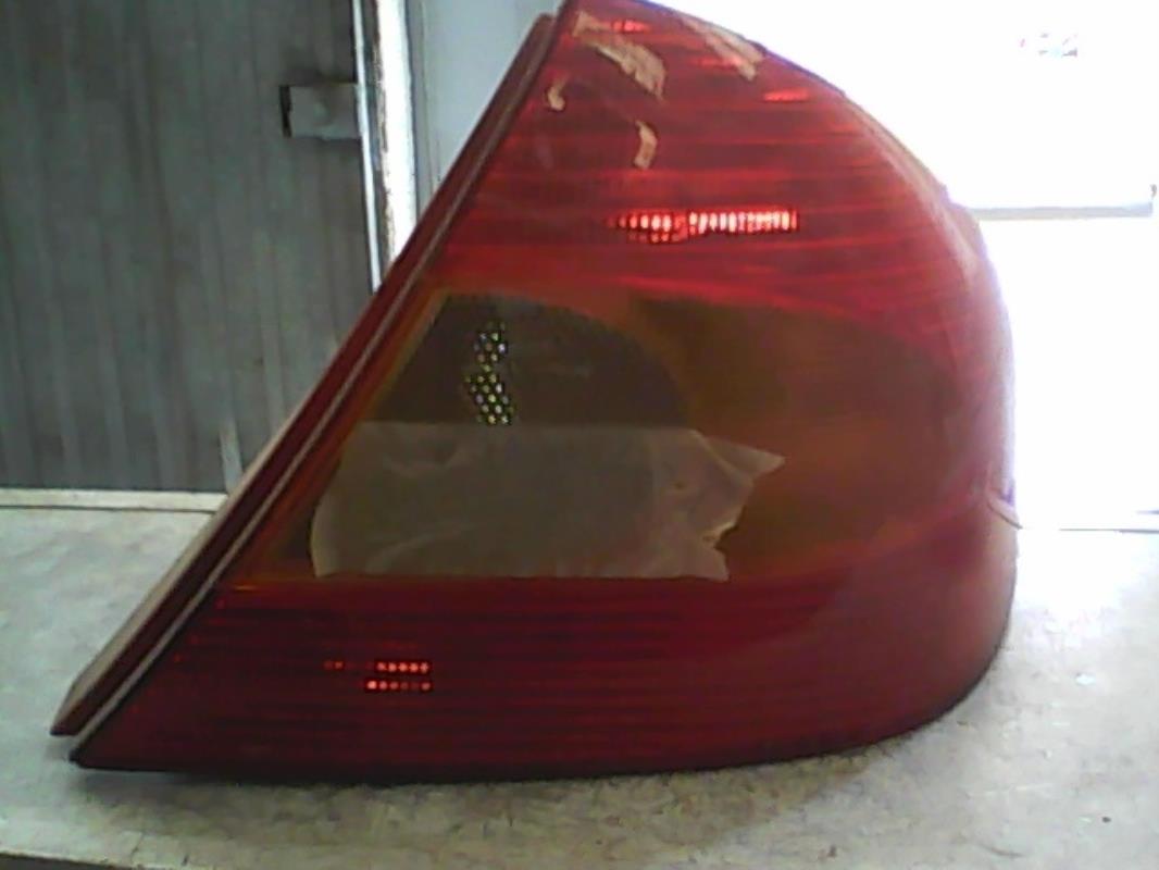 Fanale posteriore principale destro (luci) FORD MONDEO 1 PHASE 2 Diésel - 1