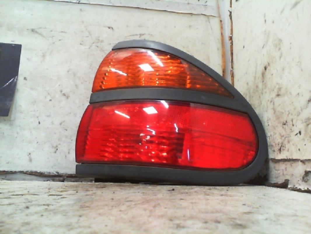 Fanale posteriore principale destro (luci) RENAULT LAGUNA 1 PHASE 2 Gasolina - 1