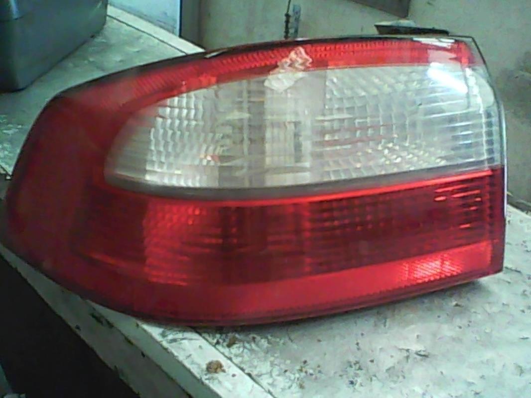 Fanale posteriore principale sinistro (luci) RENAULT LAGUNA 2 PHASE 1 Gasolina - 1