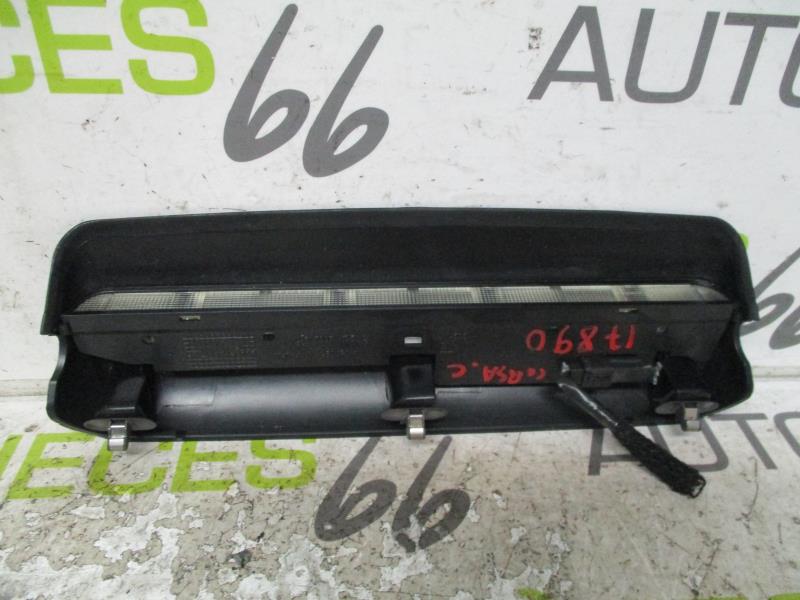 Feu arriere stop central OPEL CORSA C PHASE 2 Essence - 1