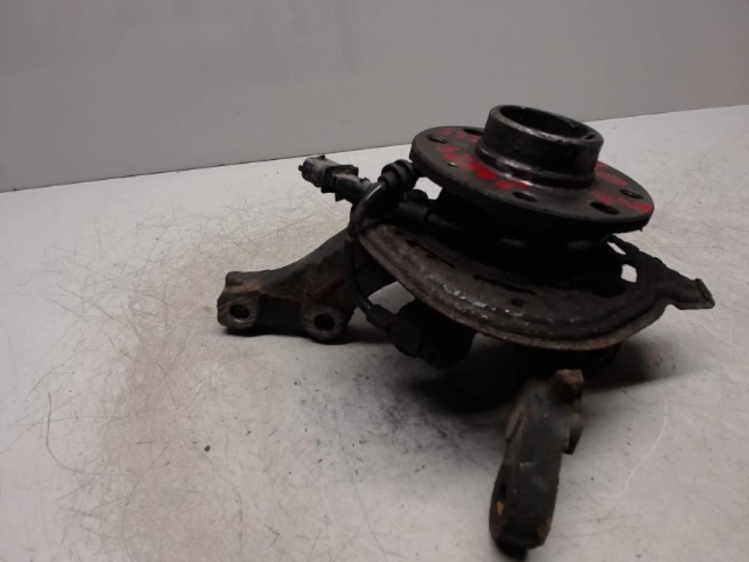 Fusee avant droit OPEL CORSA C PHASE 2 Essence - 1