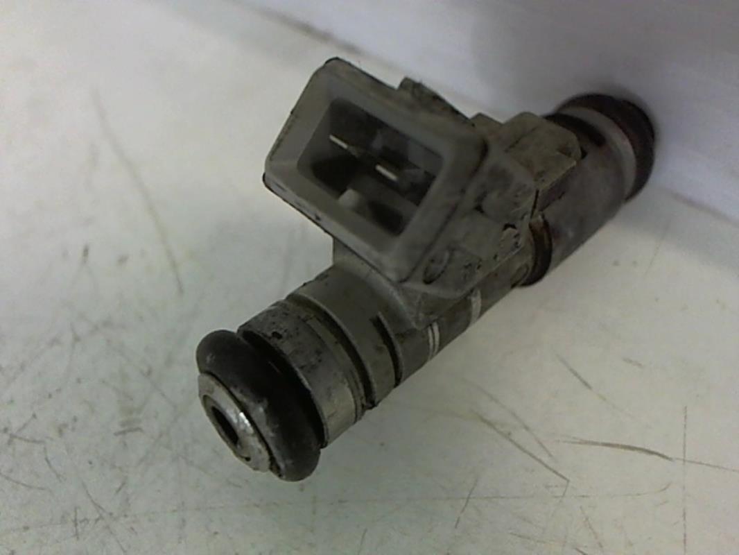 Injecteurs PEUGEOT 206 PHASE 1 Essence - 1