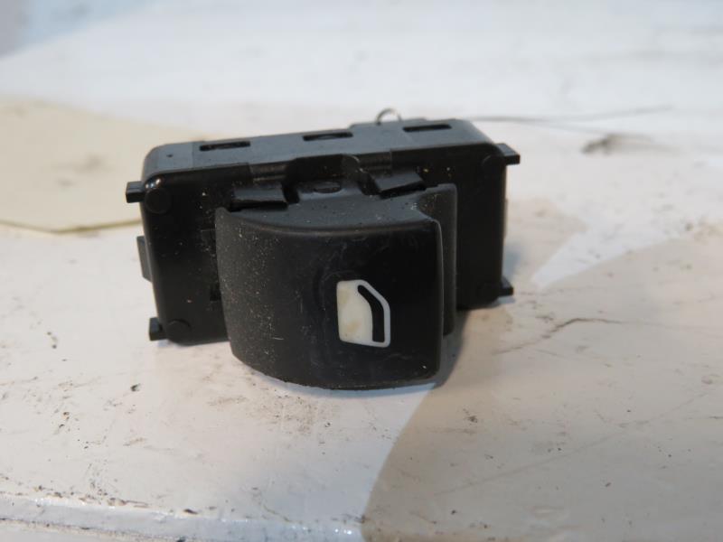 Interruttore lavacristalli posteriore destro CITROEN C4 1 PHASE 1 Diésel - 1