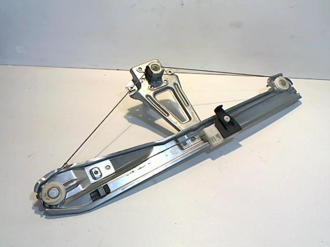 Alzacristalli manuale posteriore sinistro RENAULT CLIO 3 PHASE 1 Diésel - 1