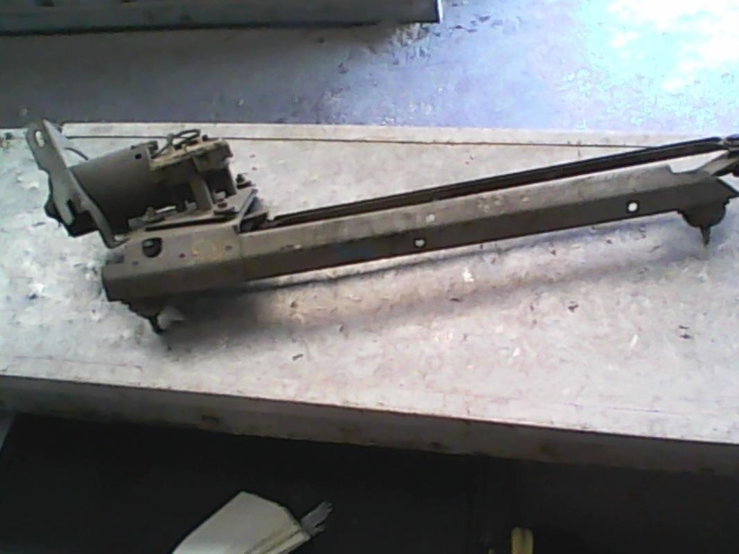 Motore tergicristallo anteriore RENAULT R5  - 1